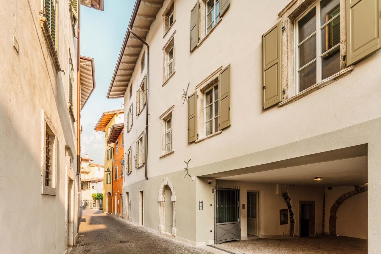 Casa Dei Maestri Luxury Apartments Arco Exterior photo